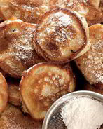 Оладьи поффертьес