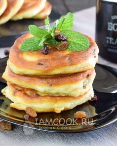 Оладьи с изюмом