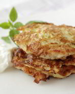 Оладьи с кабачком и курицей