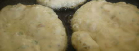 оладьи с луком. Шаг 6