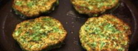 оладьи с яйцом и зеленью. Шаг 5