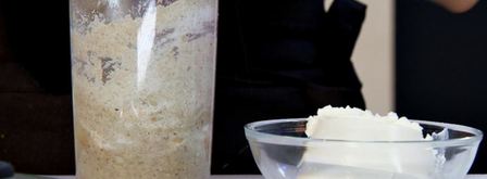 печеночные оладьи с пюре и грибным соусом. Шаг 7