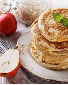 Пшенично-овсяные оладьи с соусом