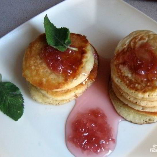 Рецепт пышных оладушек на кислом молоке