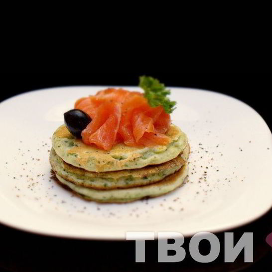 Рецепт шпинатных оладий с семгой
