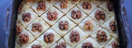 пахлава медовая с орехами. Шаг 17