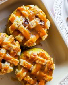 Печеные яблоки в тесте