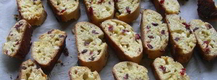 бискотти с белым шоколадом и клюквой. Шаг 7