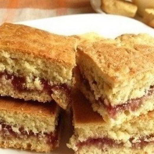 Домашнее печенье на кефире с вареньем