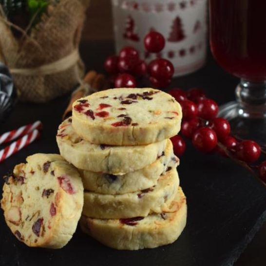 Рецепт печенья с орехами и ягодами