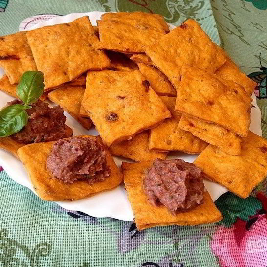 Рецепт постных томатных крекеров