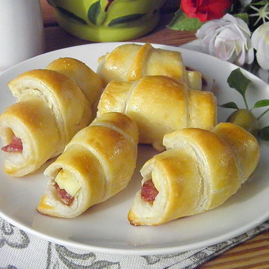 Рецепт рогаликов из слоеного бездрожжевого теста