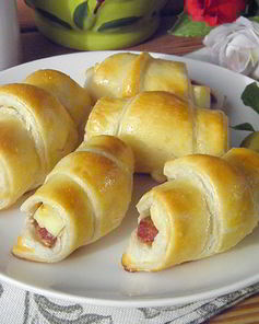 Рогалики из слоеного бездрожжевого теста