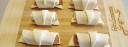 рогалики из слоеного бездрожжевого теста. Шаг 6