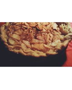 Карамельный яблочно-грушевый пирог