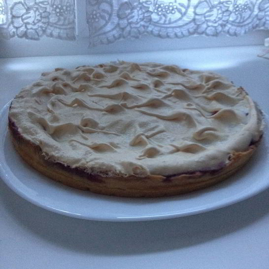 Рецепт клюквенного пирога с меренгами