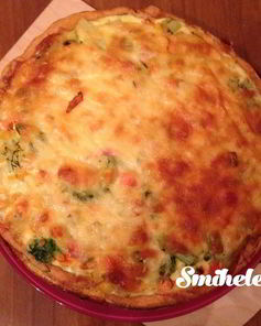 Открытый овощной пирог с курицей