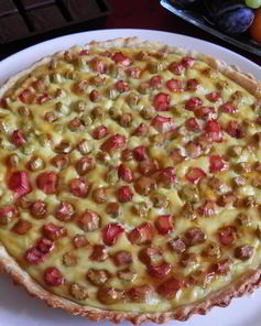 Открытый пирог с ревенем