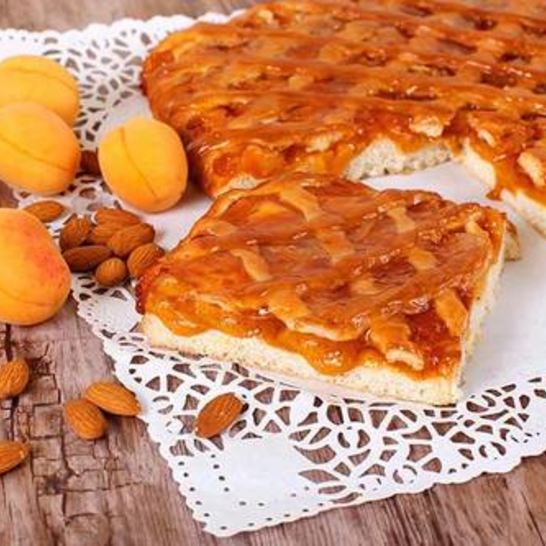 Рецепт открытого пирога с янтарной курагой