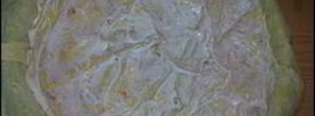 пирог из лаваша, помидор, колбасы, буженины, сыра и зелени. Шаг 11