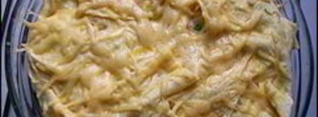 пирог из лаваша, помидор, колбасы, буженины, сыра и зелени. Шаг 18