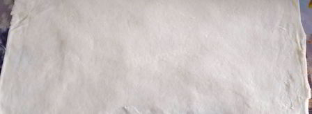 пирог из слоеного теста с творогом. Шаг 13