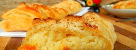 пирог из слоеного теста с творогом. Шаг 18