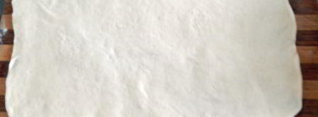 пирог из слоеного теста с творогом. Шаг 8