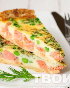 Пирог с красной рыбой