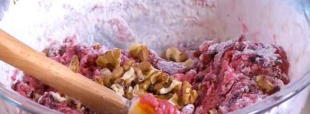 свекольный пирог с орехами. Шаг 7