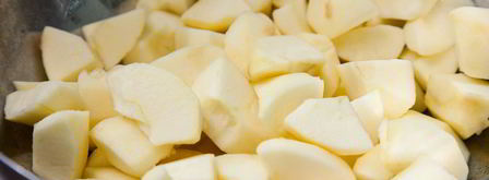 яблочный пирог в горшочке. Шаг 4