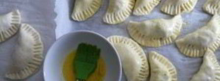 быстрые пирожки на кефире. Шаг 6