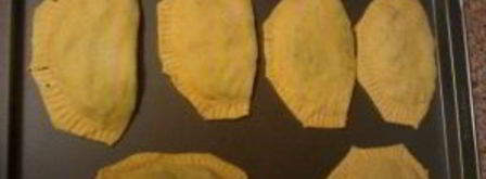 быстрые пирожки на кефире. Шаг 7