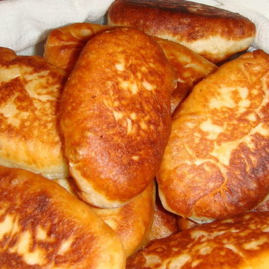 Рецепт пирожков без дрожжей на сковороде