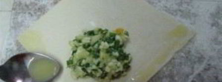 пирожки из слоеного теста без дрожжей. Шаг 8