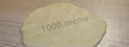 пирожки на кефире с зеленым луком и яйцом. Шаг 16