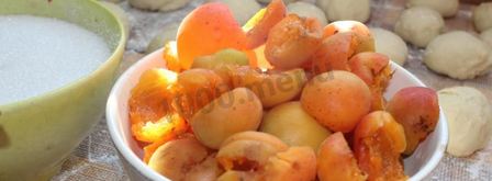 пирожки с абрикосами в духовке. Шаг 16