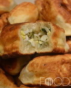 Пирожки с капустой и яйцами