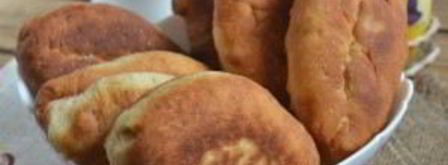 пирожки с луком на кефире. Шаг 12