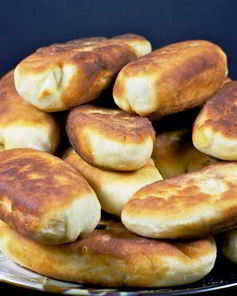 Пирожки с мясом и рисом