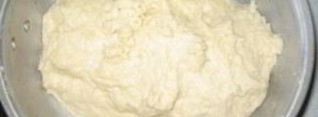 пирожки с сосиской в духовке. Шаг 2