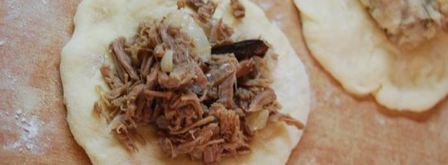 пирожки с вкусной начинкой. Шаг 10