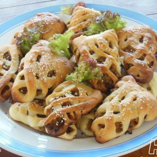 Рецепт плетеных пирожков из творожного теста