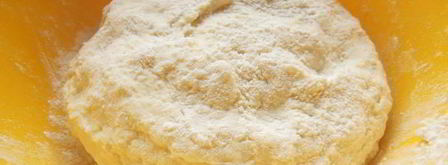 плетеные пирожки из творожного теста. Шаг 4