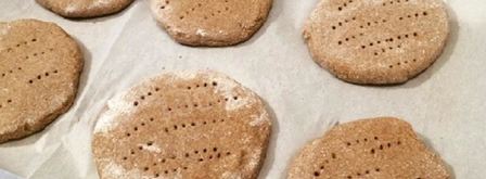 ржаные пирожки кокурки с яйцом. Шаг 4