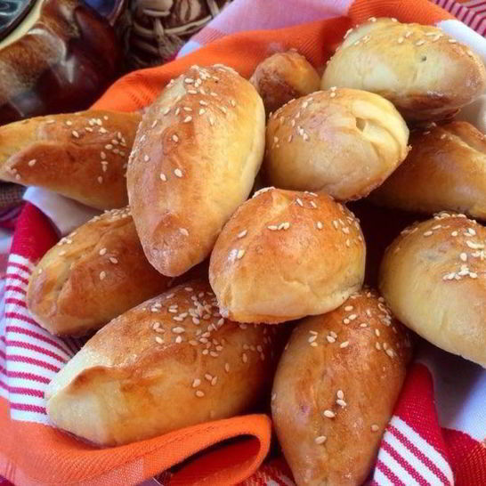 Рецепт скороспелых пирожков с печенью и овощами