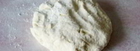 творожные пирожки с яблоками и изюмом. Шаг 2