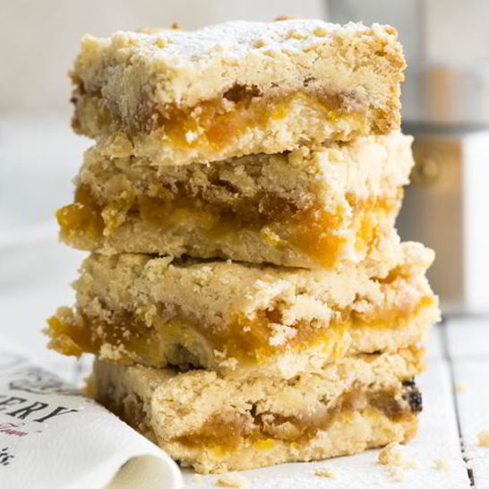 Рецепт домашнего нарезного пирожного с курагой