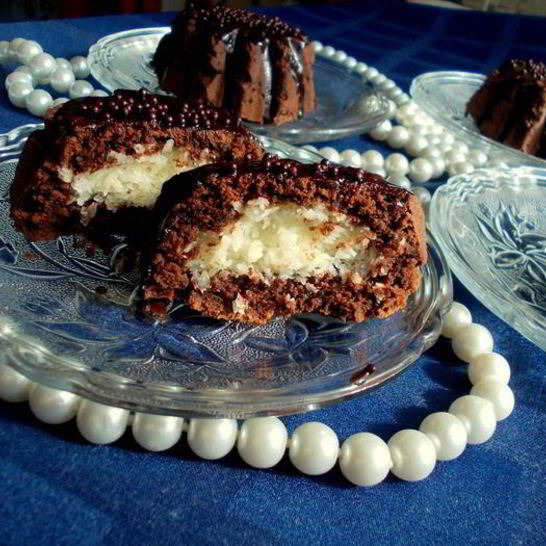 Рецепт кокосовые пирожные в шоколаде