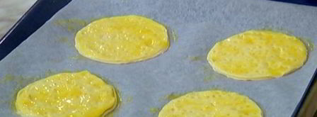 пирожные с кремом из маскарпоне, клубникой и базиликом. Шаг 6